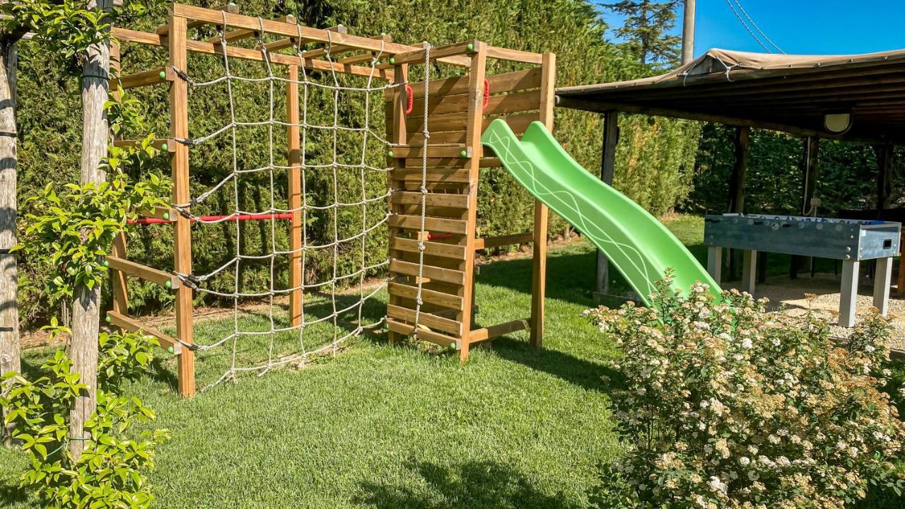 La Rosa Gialla Bio Apartments & Rooms Barolo Kültér fotó